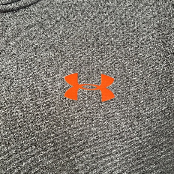 Under Armour pullover size youth medium - Picture 3 of 7